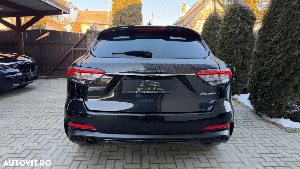Maserati Levante - 4