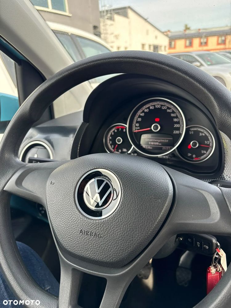 Volkswagen up! - 15