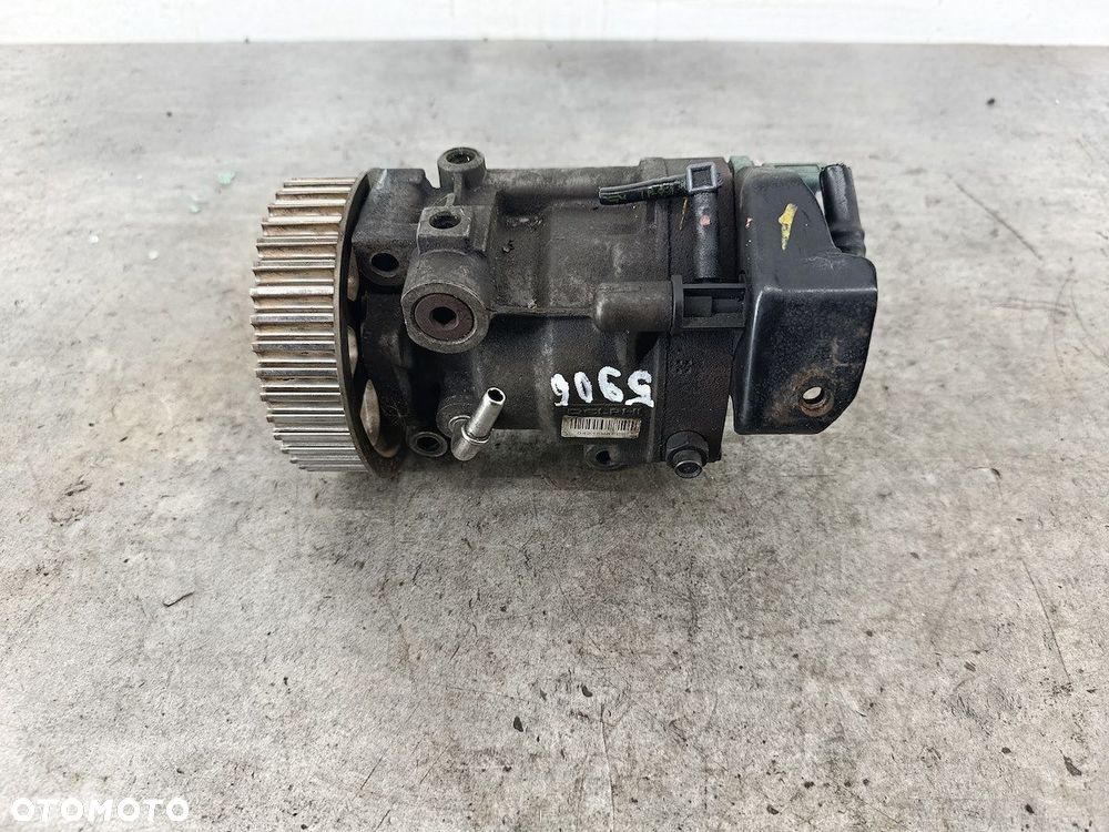 POMPA WTRYSKOWA RENAULT CLIO III FL 8200057225 28265176  DELPHI 1.5 DCI - 5