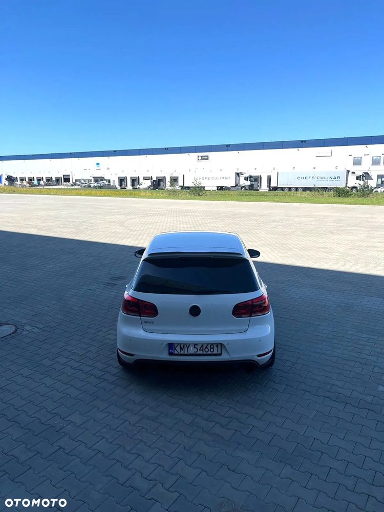 Volkswagen Golf VI 2.0 TSI GTI - 7