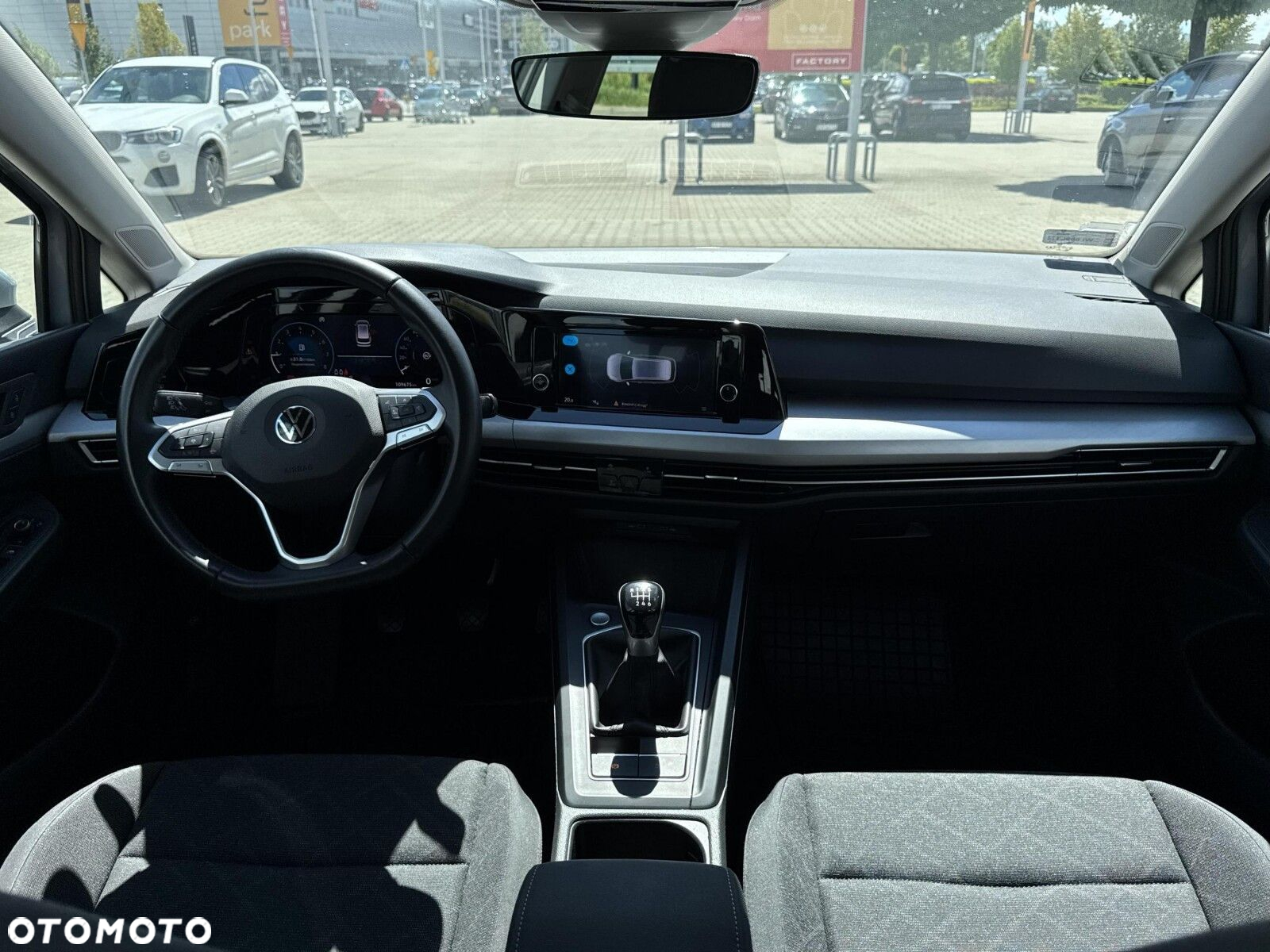 Volkswagen Golf VIII 1.5 TSI EVO Life - 9