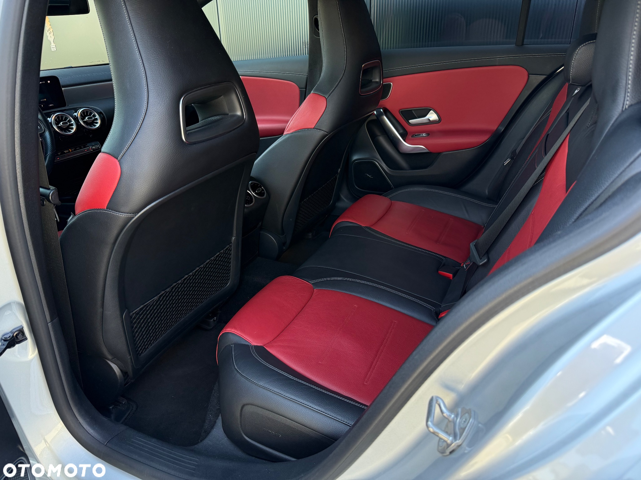 Mercedes-Benz Klasa A 200 AMG Line 7G-DCT - 12