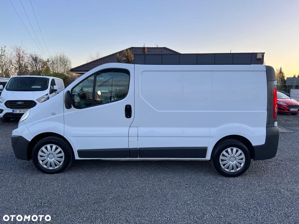 Renault TRAFIC - 4