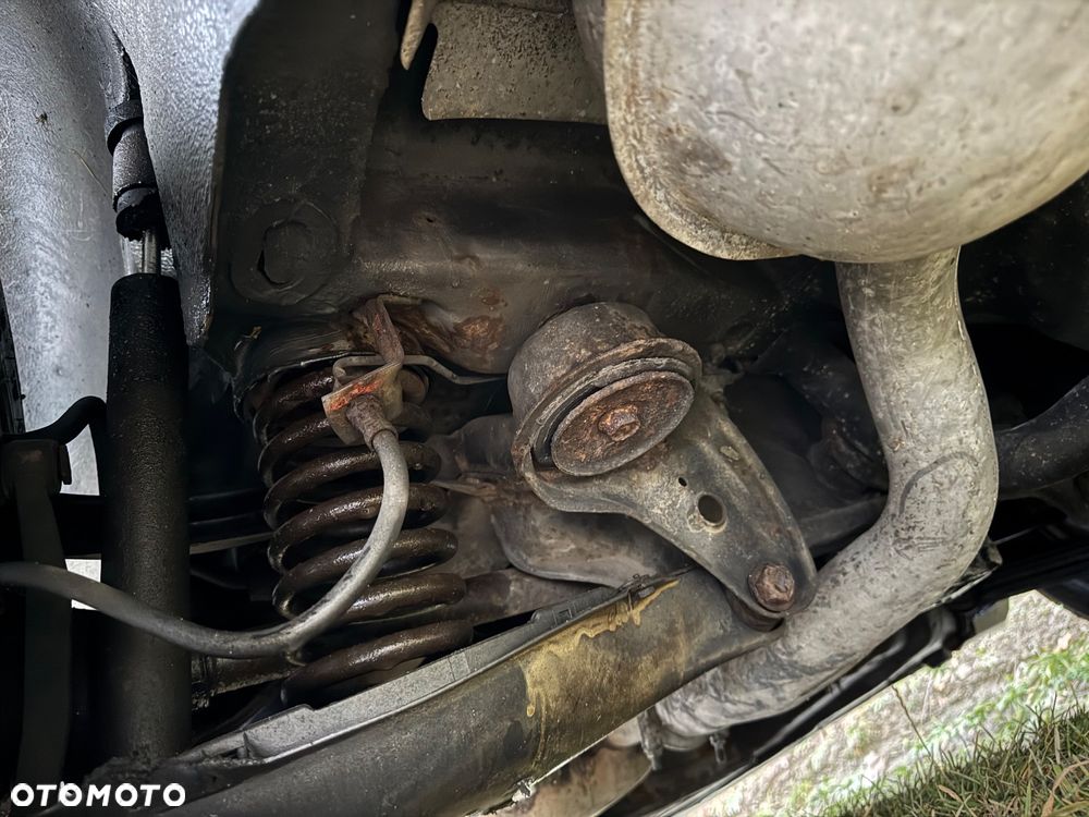 Mercedes-Benz W124 (1984-1993) - 12