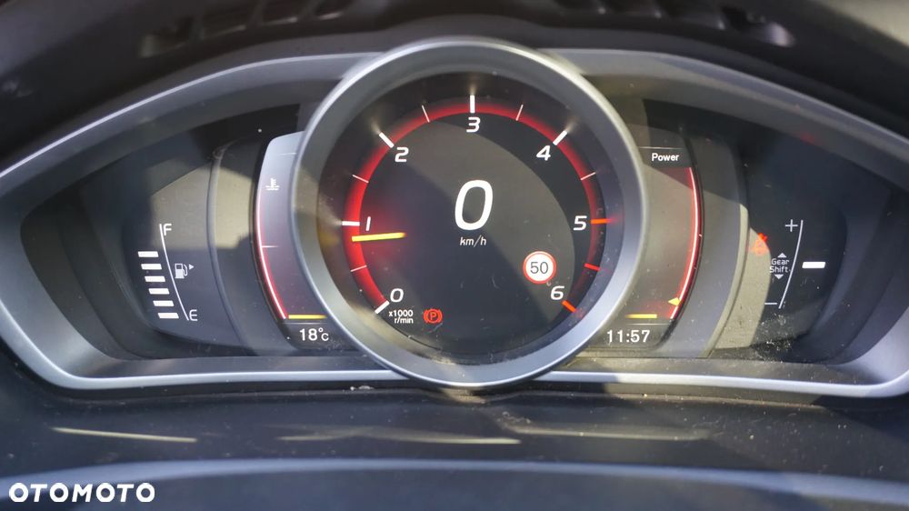 Volvo V40 D3 Drive-E Inscription - 13