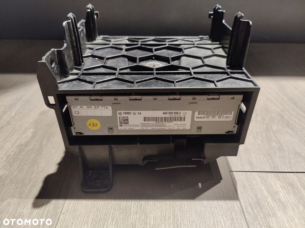 Audi A6 C7 Tuner Radio 4G0035056E - 1