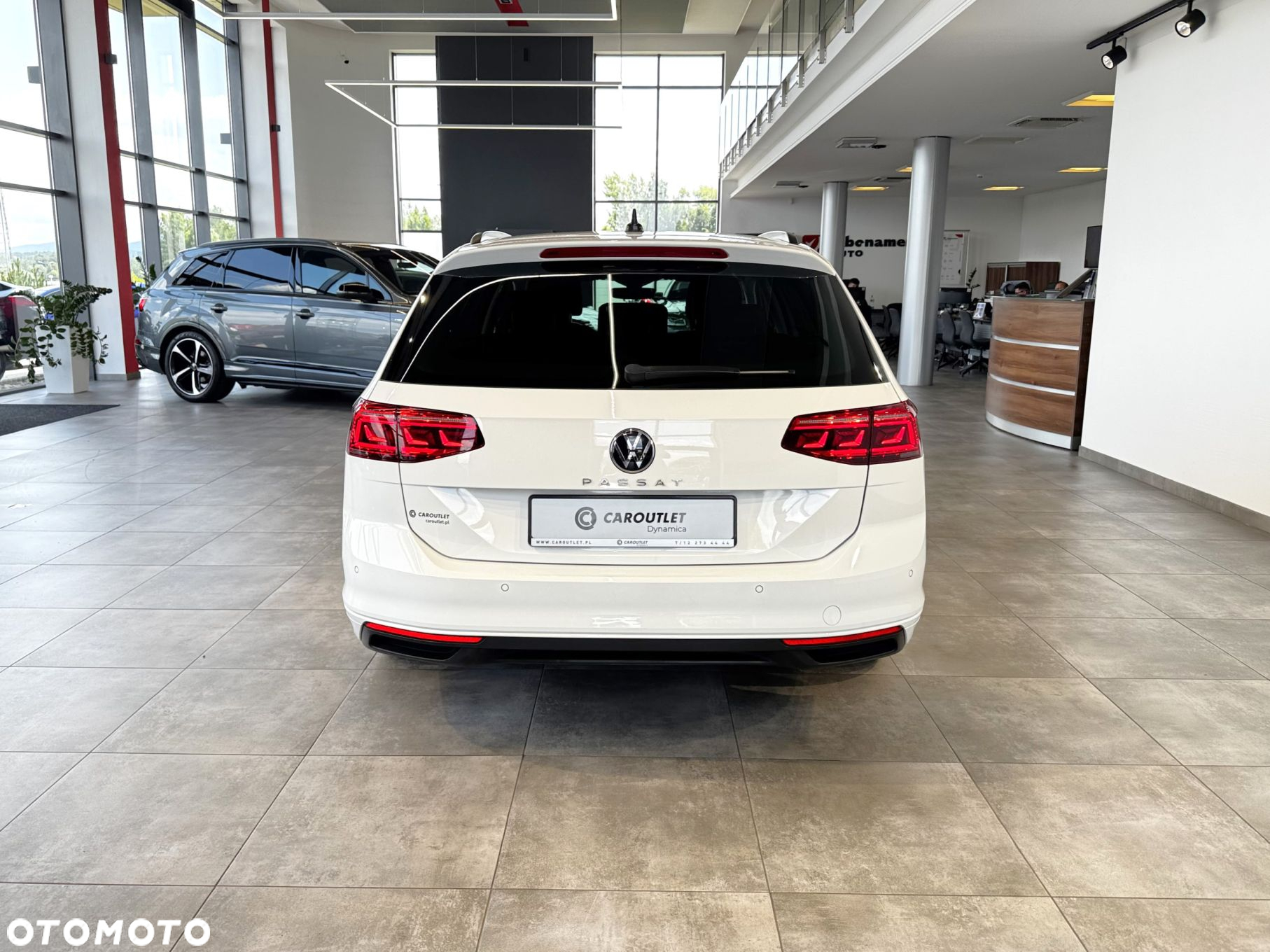 Volkswagen Passat - 8