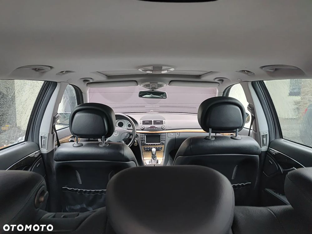 Mercedes-Benz Klasa E 500 Avantgarde Sport Edition - 20