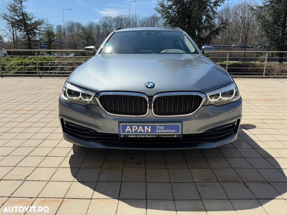BMW Seria 5 530d xDrive AT - 2