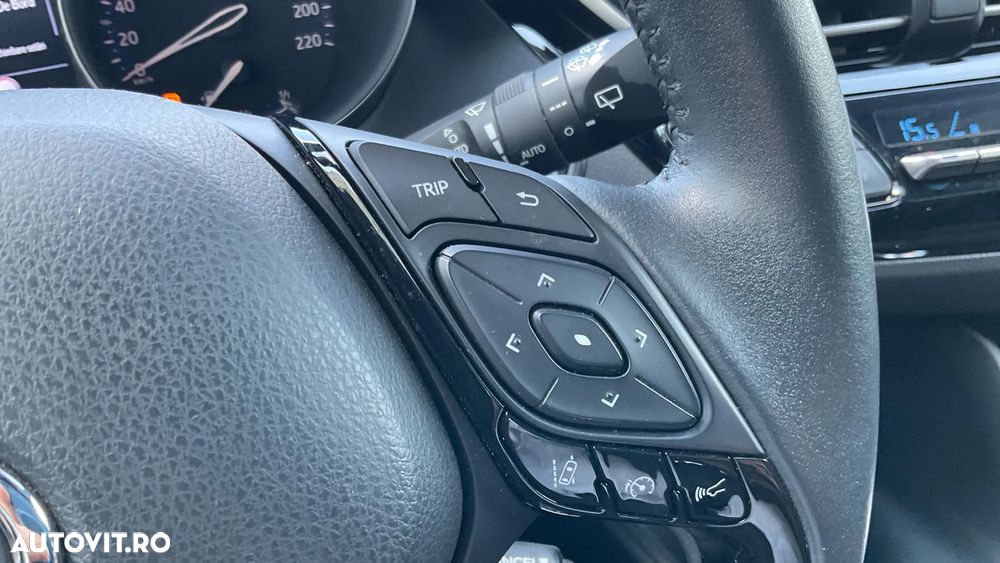 Toyota C-HR 1.8 HSD 122 CP 4x2 CVT Core - 32