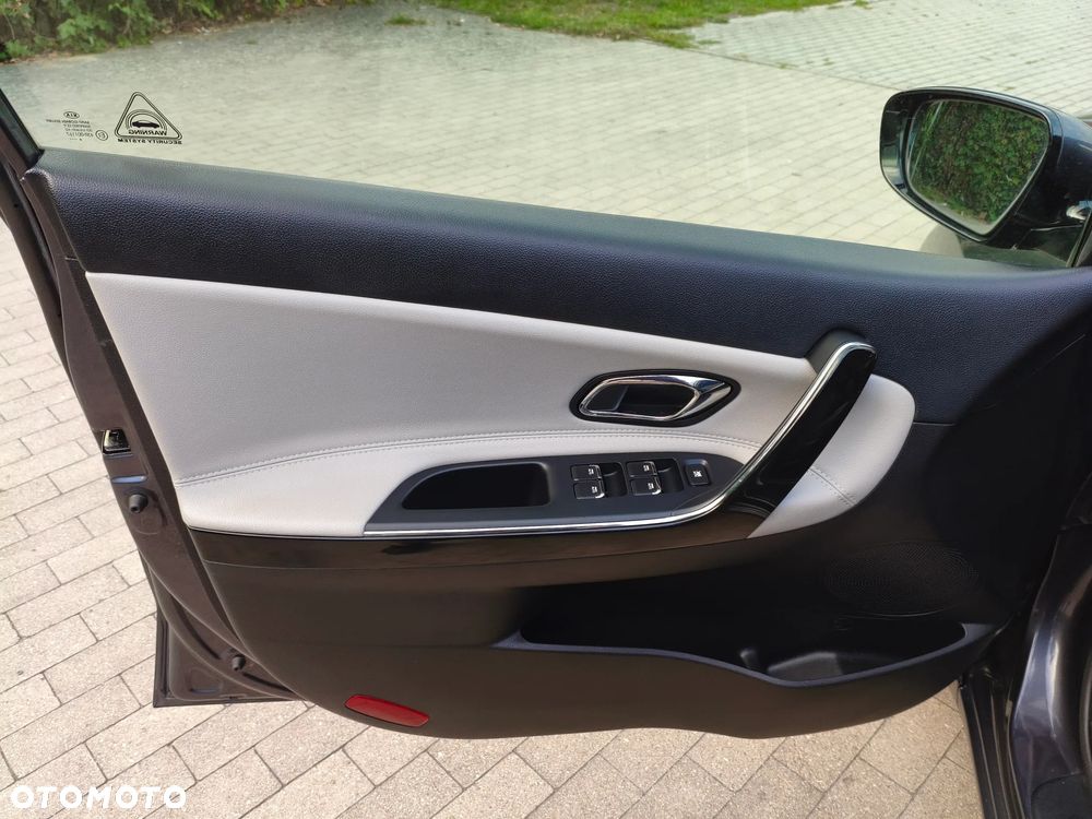 Kia Ceed 1.6 GDI Platinum Edition - 15
