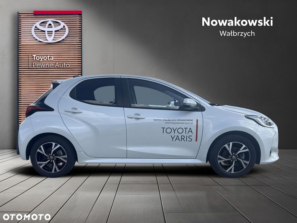 Toyota Yaris Hybrid 1.5 Style - 6