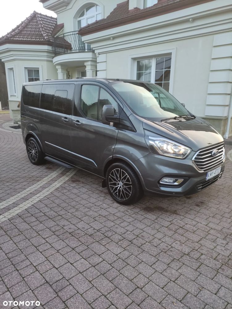 Ford Tourneo Custom 2.0 EcoBlue L1 Titanium - 1