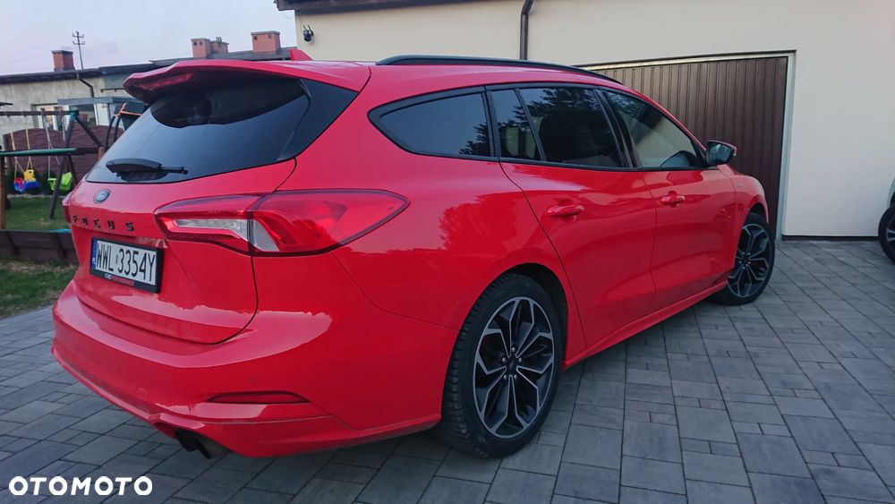 Ford Focus 1.5 EcoBoost ST-Line - 16