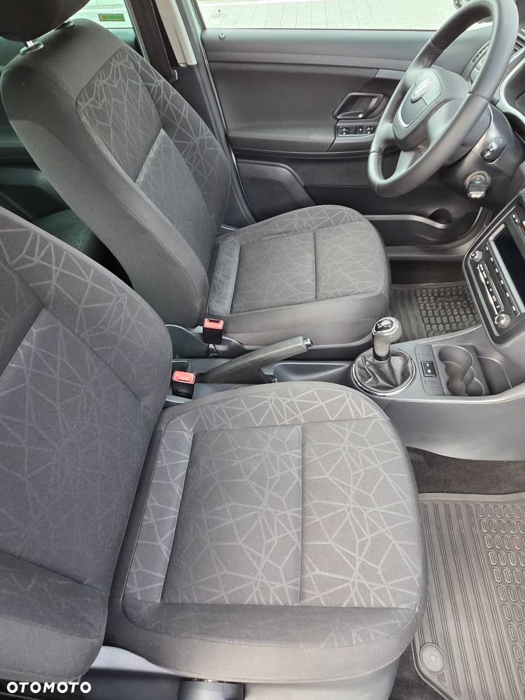 Skoda Fabia - 19