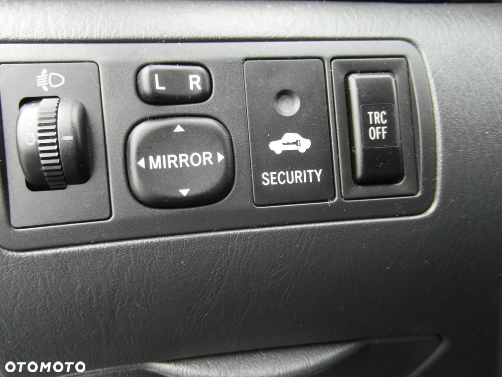 Toyota Corolla 1.6 VVT-i Automatik Executive - 29