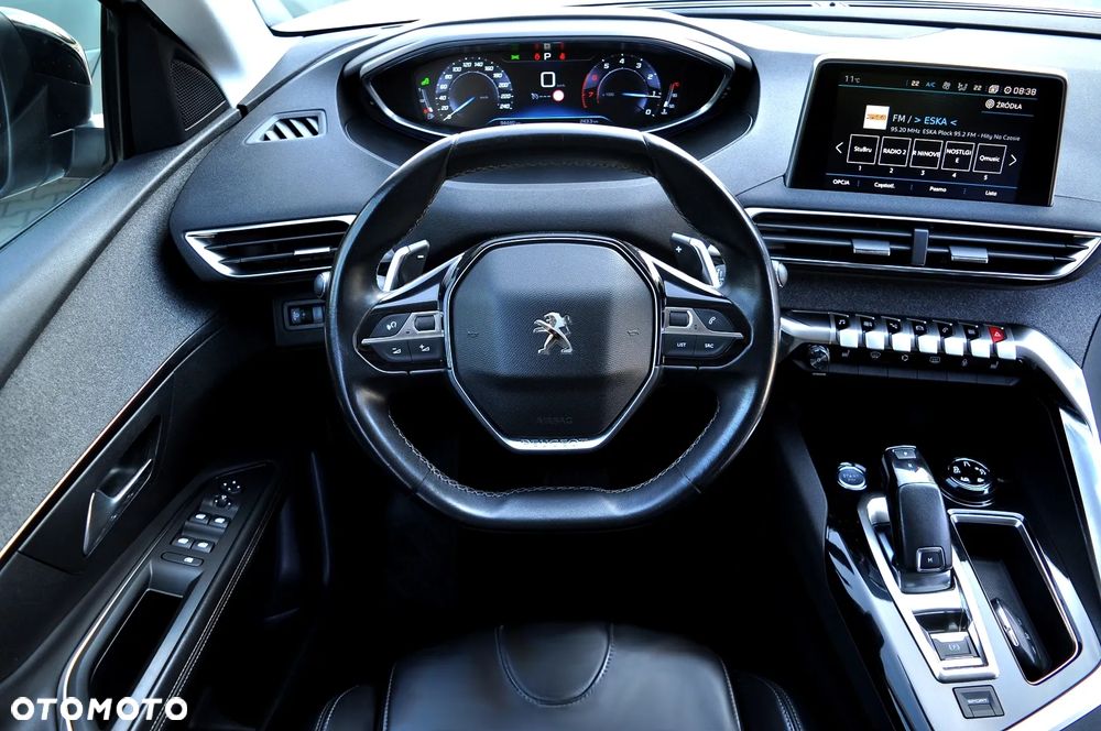 Peugeot 3008 1.2 PureTech Allure S&S EAT6 - 22