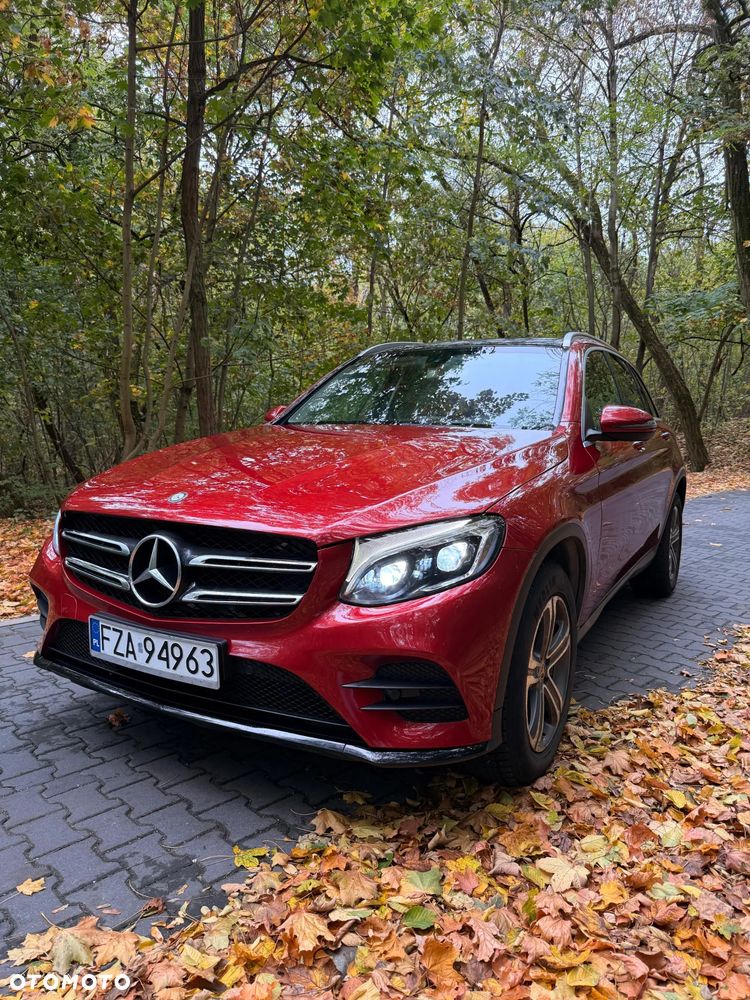 Mercedes-Benz GLC 300 4-Matic - 4