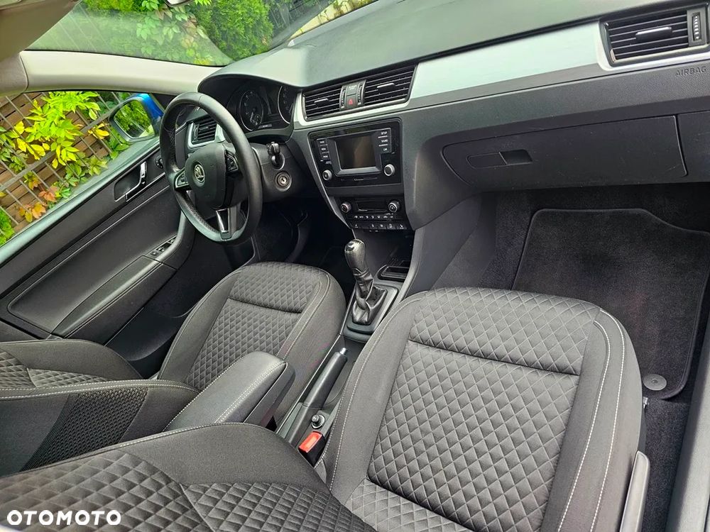 Skoda RAPID Spaceback 1.4 TSI DSG Drive - 21