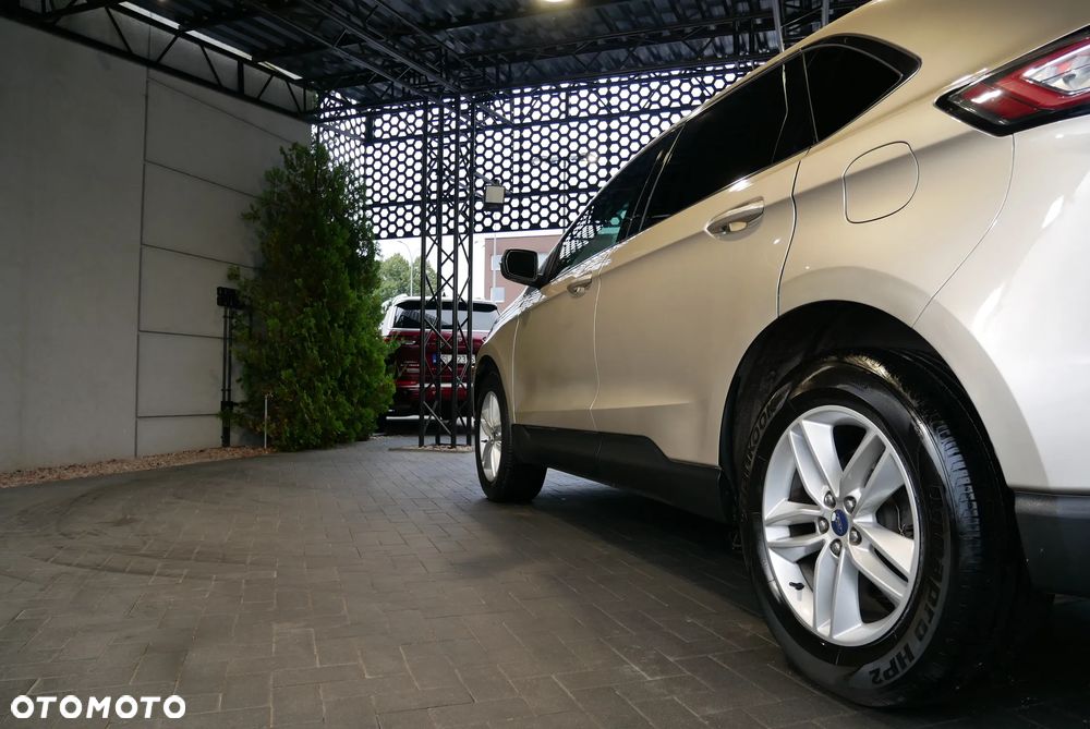 Ford Edge - 36