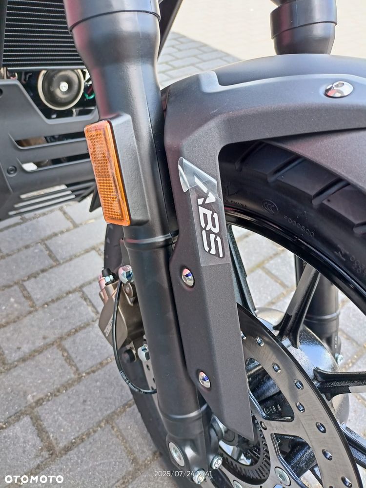 Zontes 125C - 15