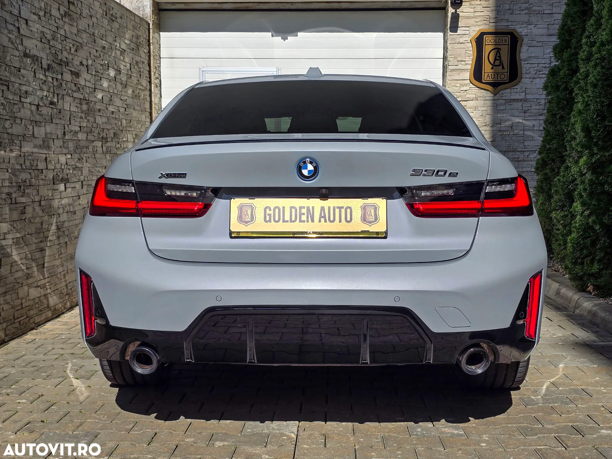 BMW Seria 3 - 12