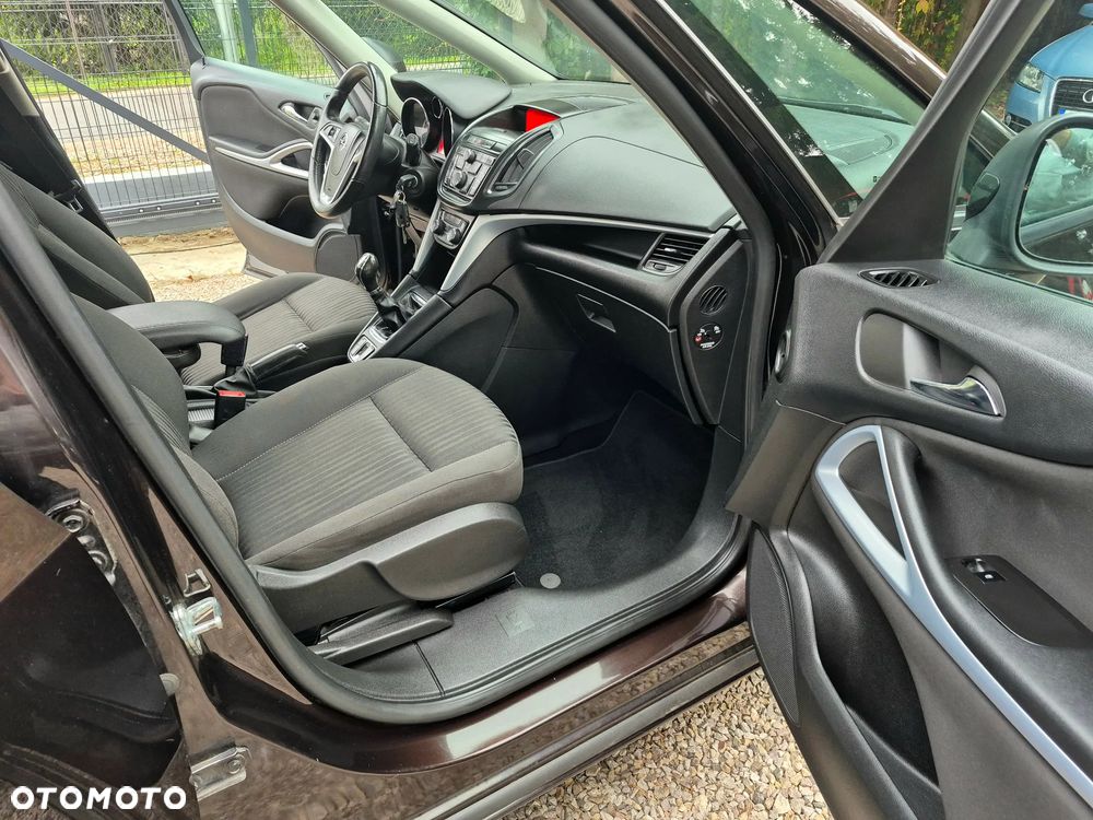 Opel Zafira 1.4 Turbo Edition - 21