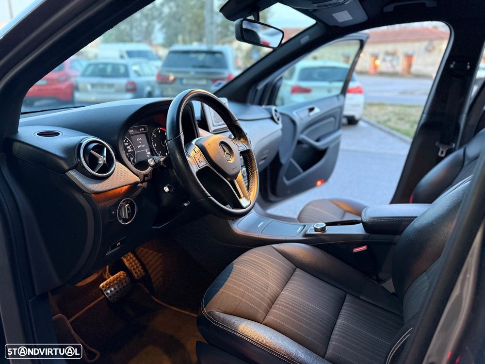 Mercedes-Benz B 180 CDI (BlueEFFICIENCY) 7G-DCT - 26