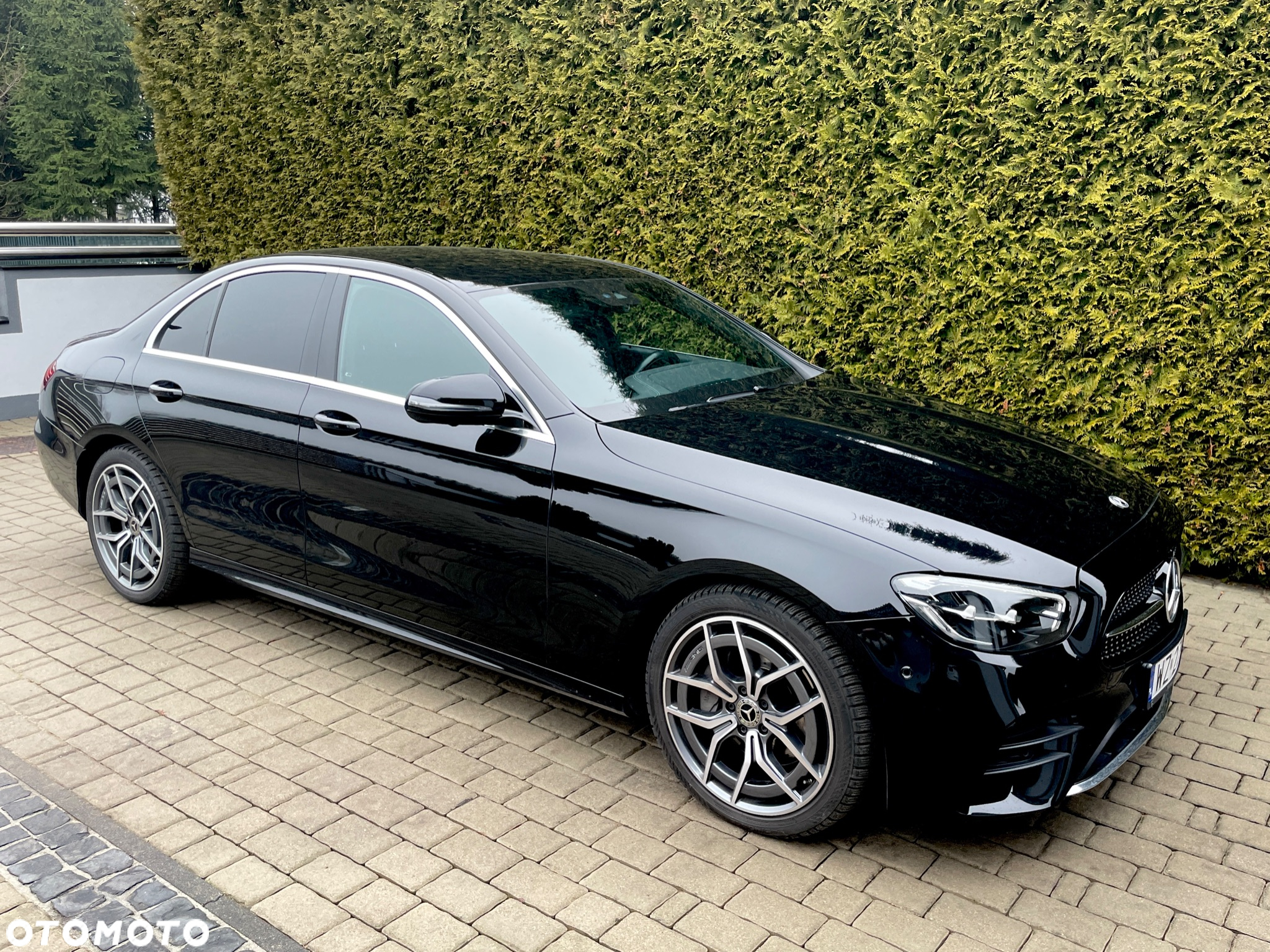 Mercedes-Benz Klasa E 220 d 4-Matic AMG - 3