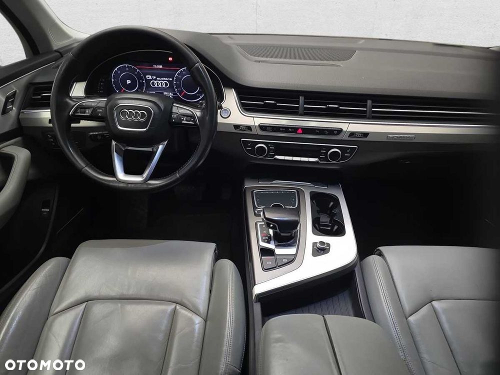 Audi Q7 2009 photo 5