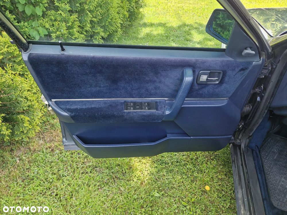 Audi 200 2.2 Turbo - 13