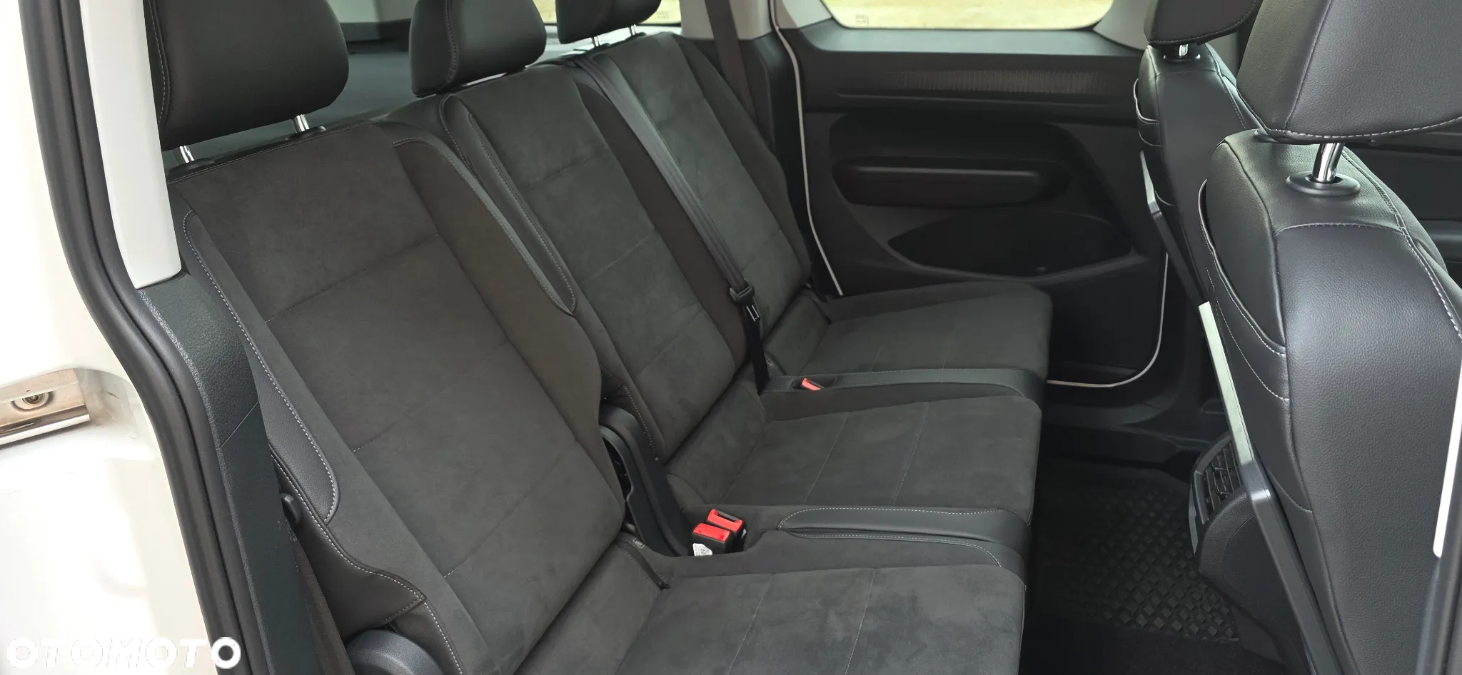 Volkswagen Caddy 2.0 TDI Style DSG - 17