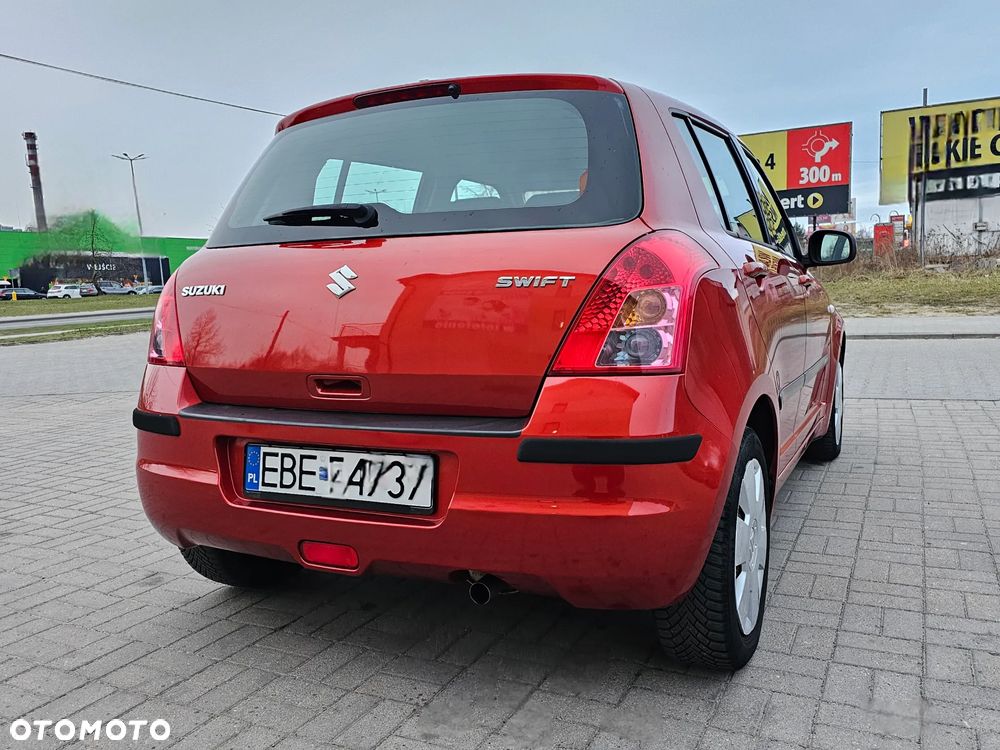 Suzuki Swift 1.3 Comfort dance - 25
