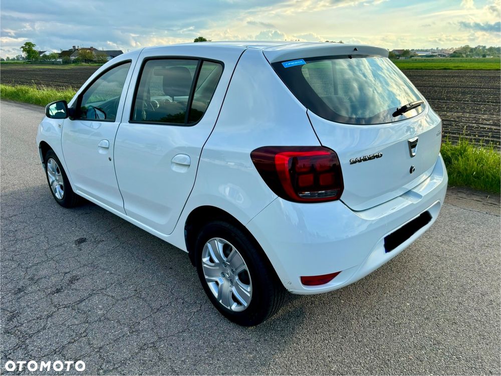 Dacia Sandero SCe 75 Essential - 8