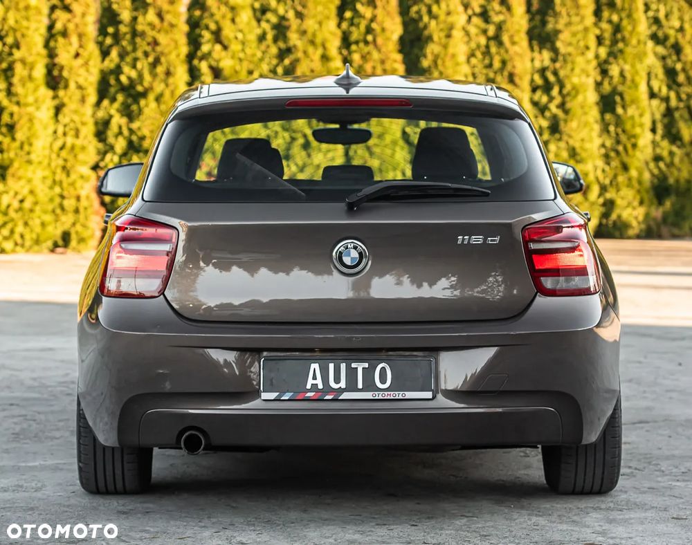 BMW Seria 1 116d EfficientDynamics Edition - 11