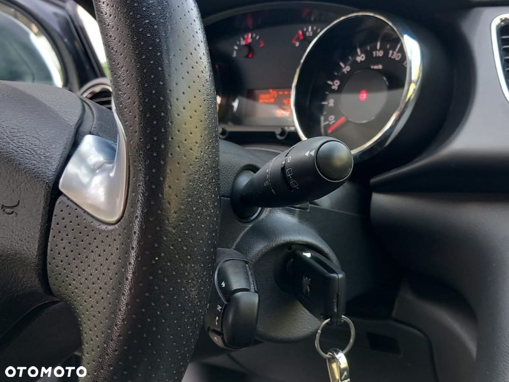 Peugeot 3008 1.6 BlueHDi Style S&S - 13