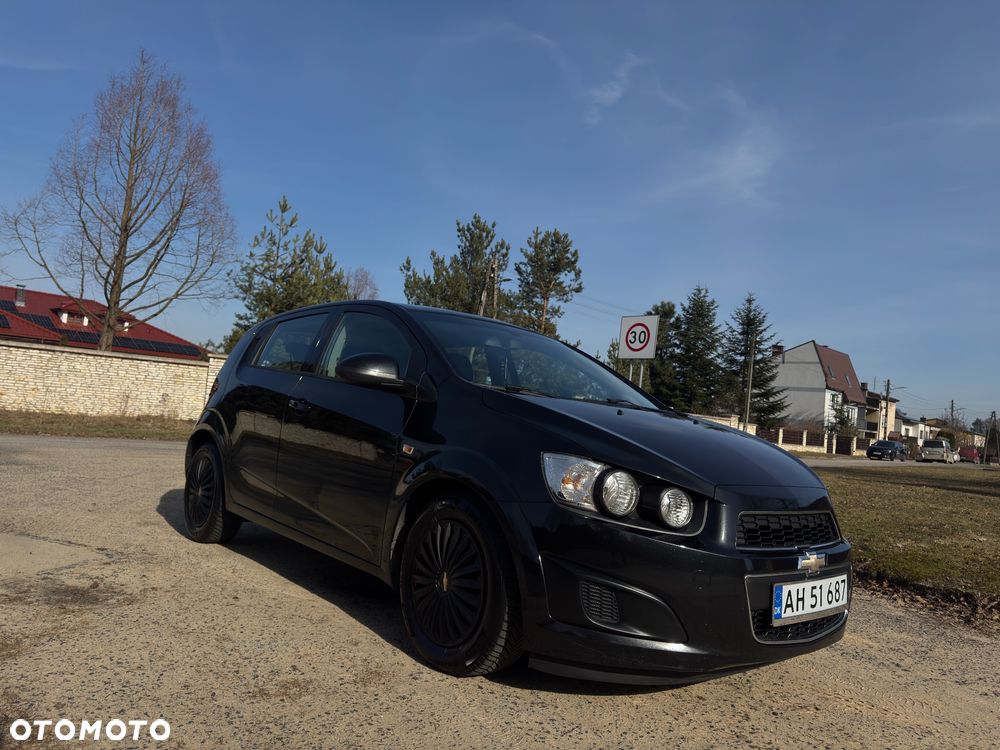 Chevrolet Aveo 1.2 LT - 8