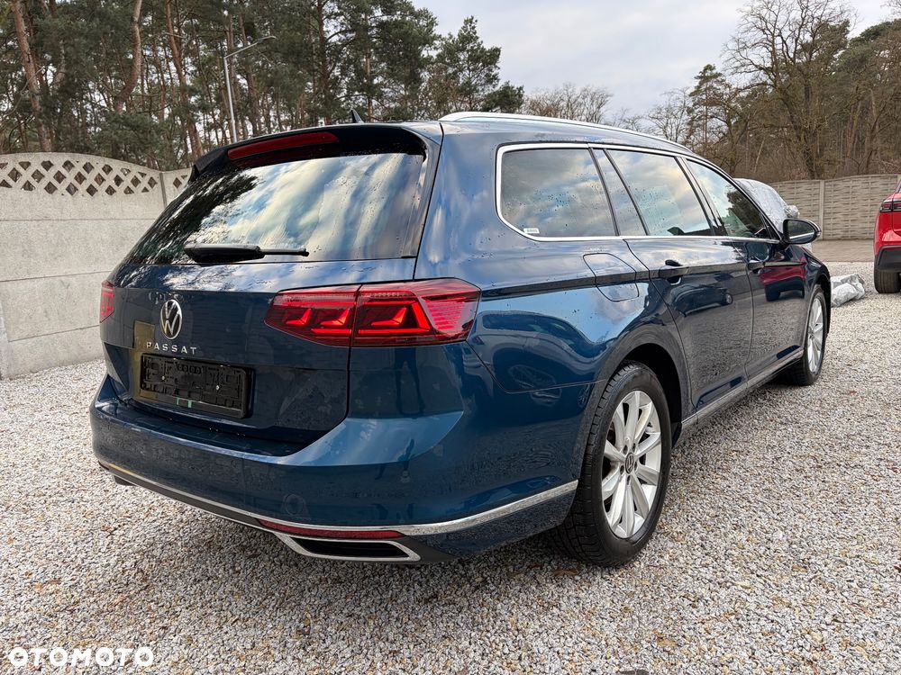 Volkswagen Passat 2.0 TDI EVO Elegance DSG - 6