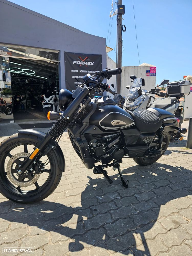 UM Renegade Vegas 300cc - 1