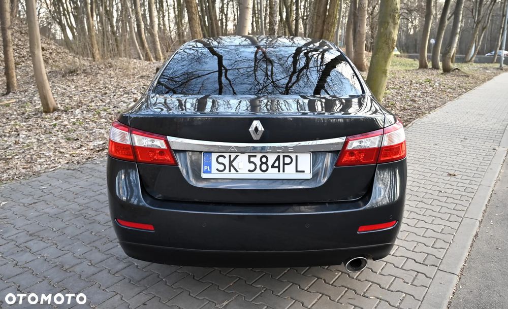 Renault Latitude - 15