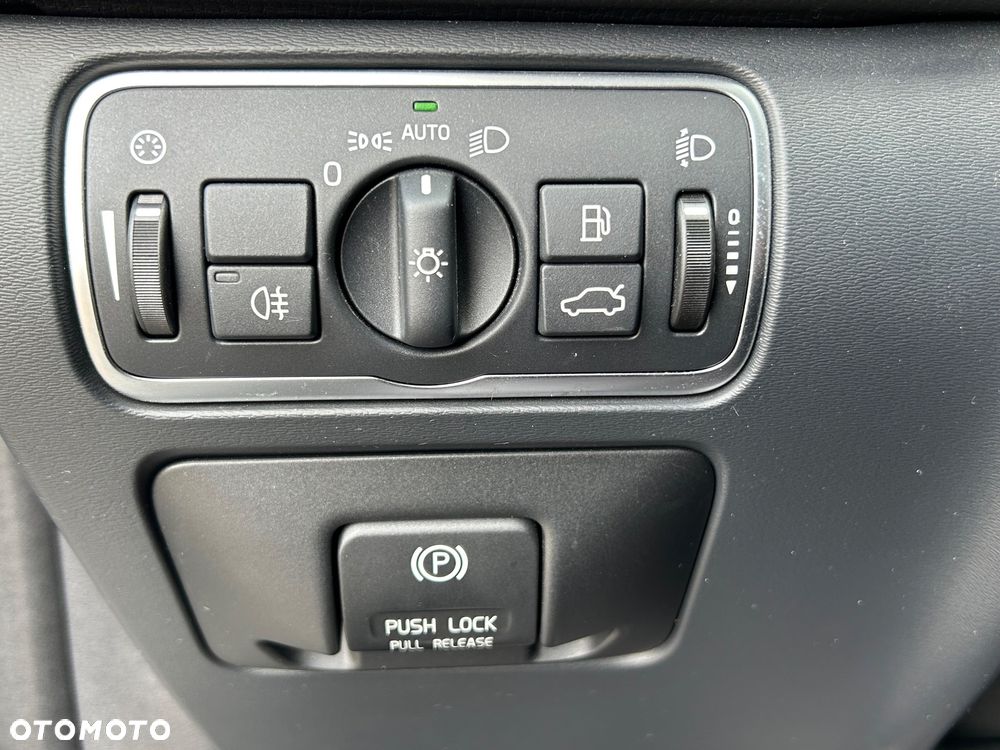 Volvo XC 60 - 9