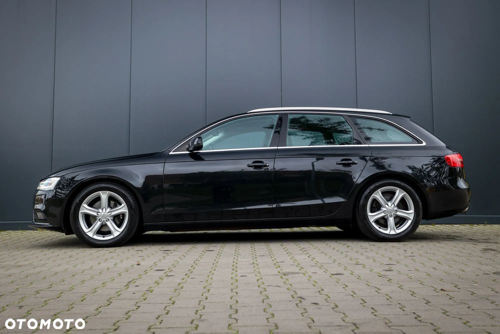 Audi A4 Avant 2.0 TDI DPF Ambiente - 6