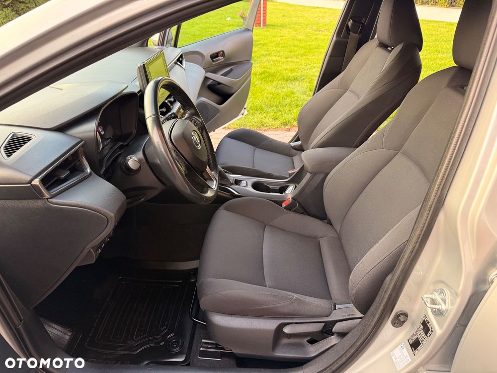 Toyota Corolla 1.8 Hybrid Comfort - 22