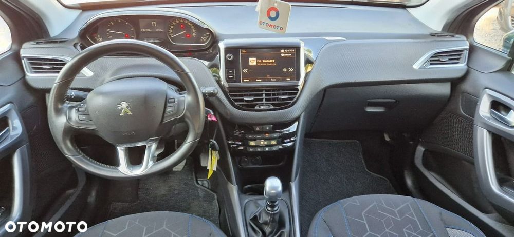 Peugeot 2008 - 25