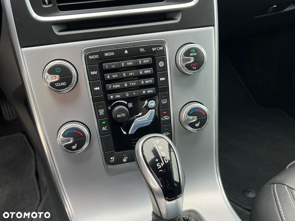 Volvo S60 D4 Geartronic Summum - 27