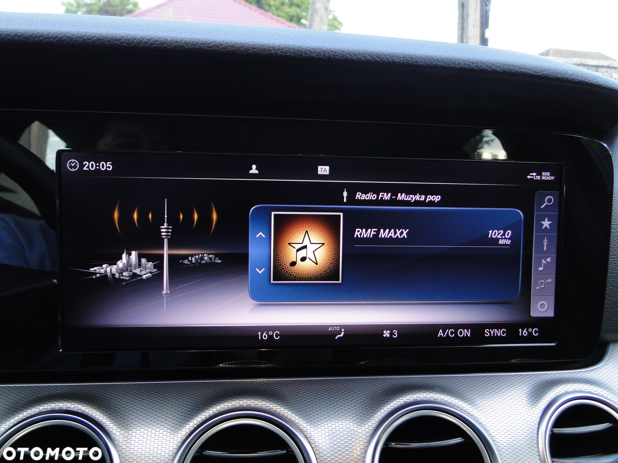 Mercedes-Benz Klasa E 250 9G-TRONIC Avantgarde - 31