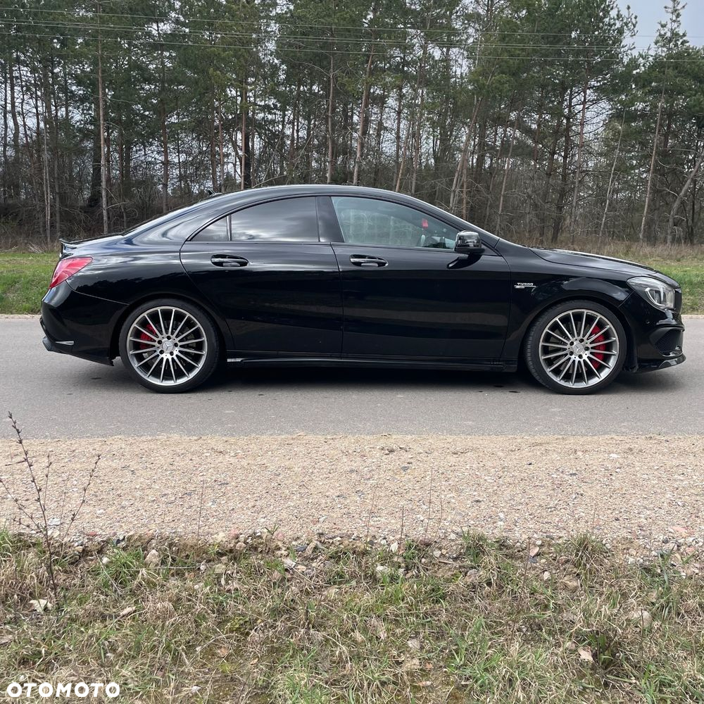 Mercedes-Benz CLA AMG 45 4-Matic - 4