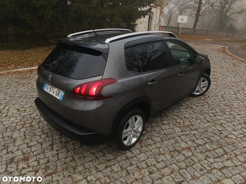 Peugeot 2008 PureTech 82 Signature - 3