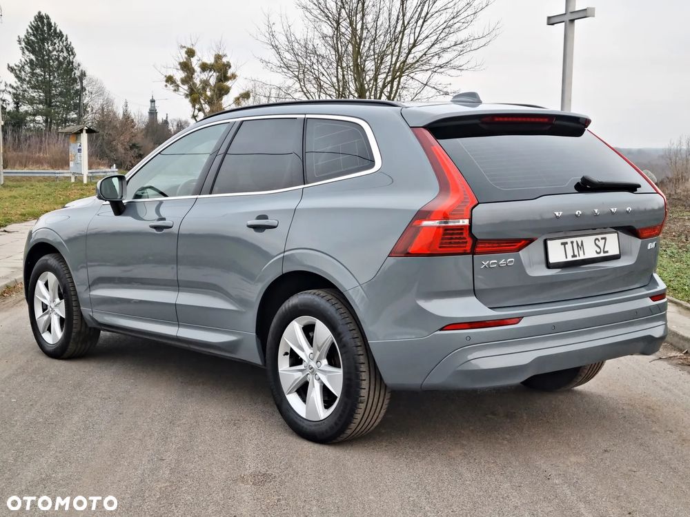 Volvo XC 60 B4 D AWD Geartronic Momentum Pro - 14