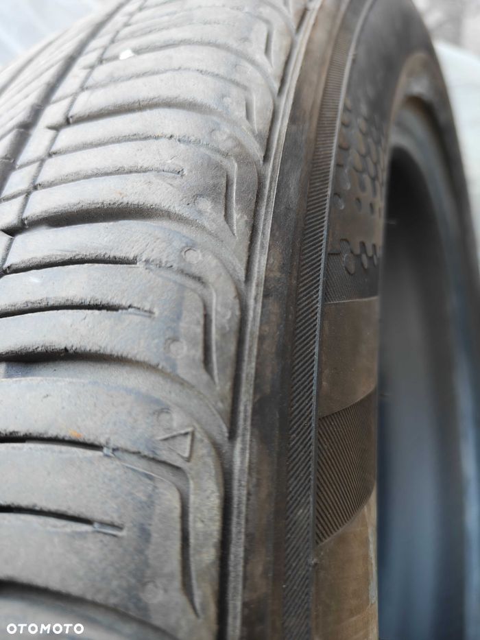 Opony letnie KUMHO 215/50 R18 92H - 2